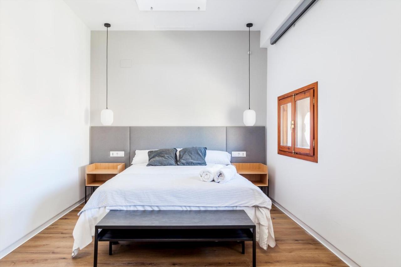 Puerto Beach Suites Valencia Ngoại thất bức ảnh