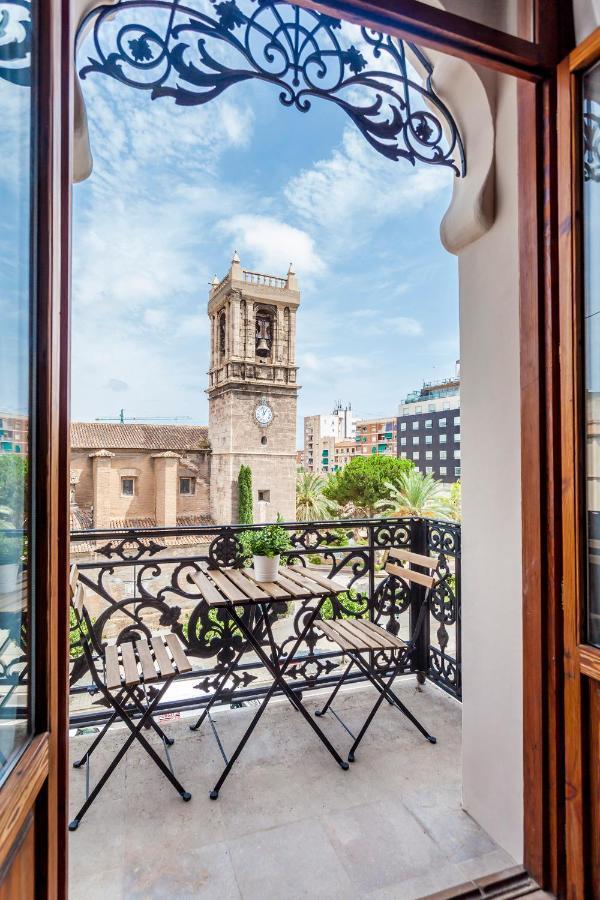 Puerto Beach Suites Valencia Ngoại thất bức ảnh