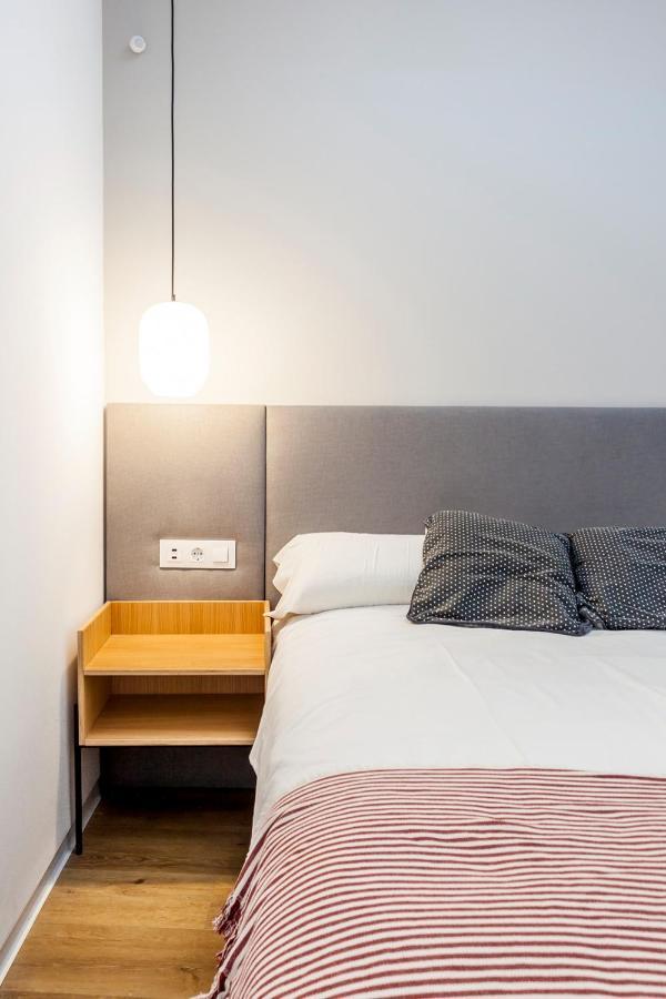 Puerto Beach Suites Valencia Ngoại thất bức ảnh