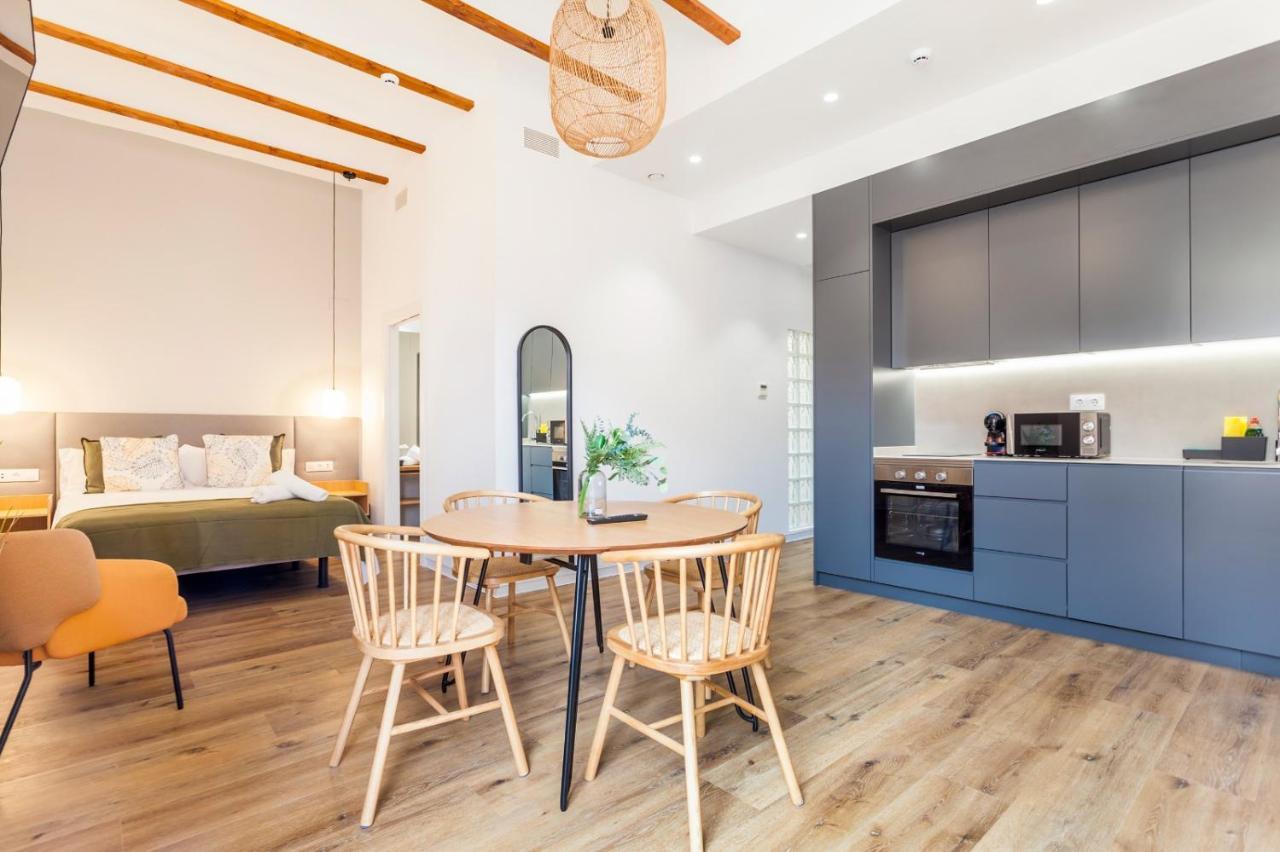 Puerto Beach Suites Valencia Ngoại thất bức ảnh