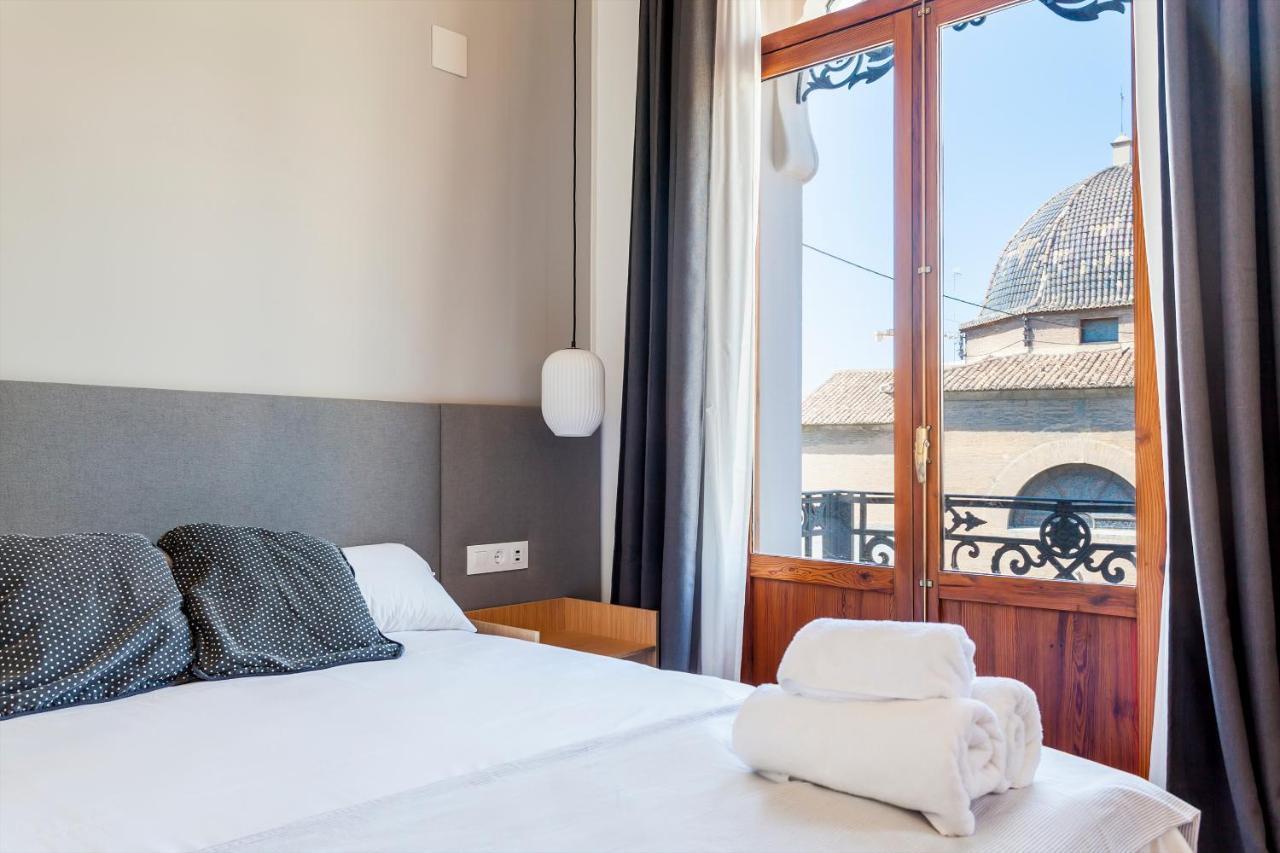 Puerto Beach Suites Valencia Ngoại thất bức ảnh