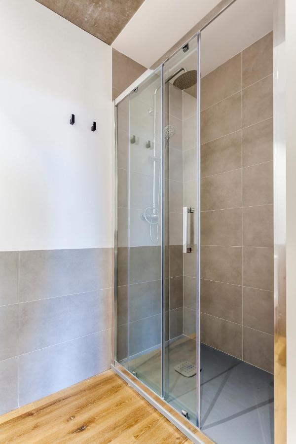 Puerto Beach Suites Valencia Ngoại thất bức ảnh