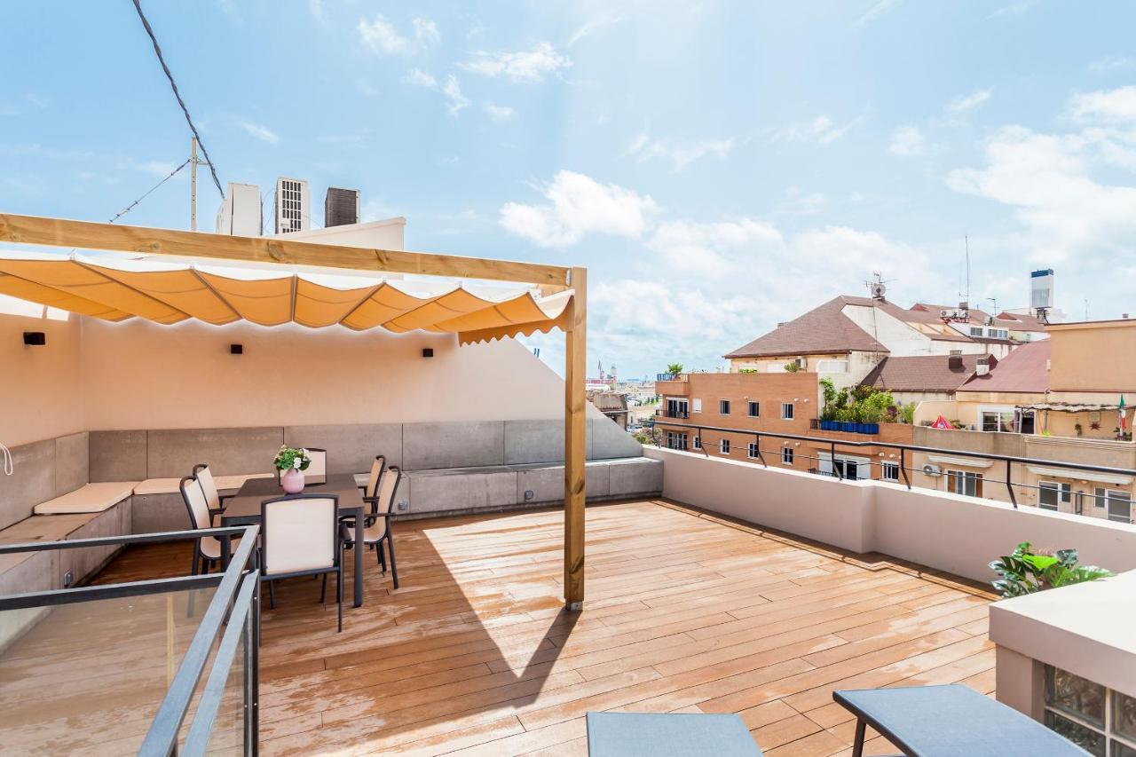 Puerto Beach Suites Valencia Ngoại thất bức ảnh