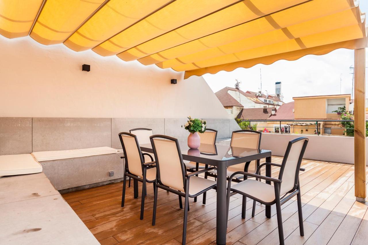 Puerto Beach Suites Valencia Ngoại thất bức ảnh