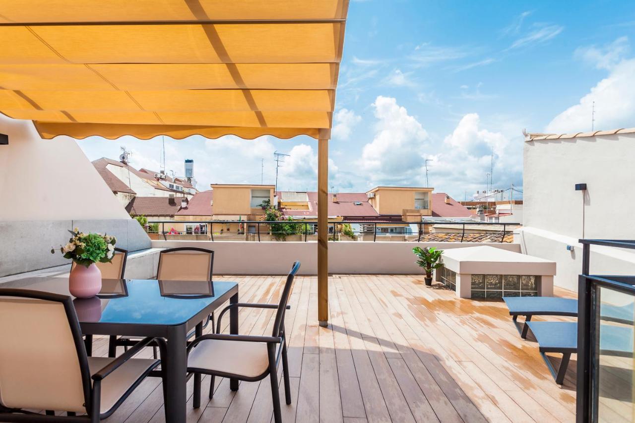 Puerto Beach Suites Valencia Ngoại thất bức ảnh