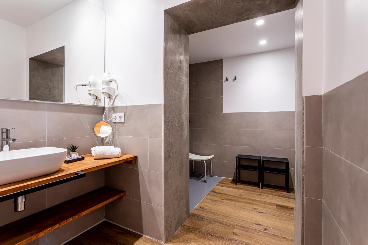 Puerto Beach Suites Valencia Ngoại thất bức ảnh