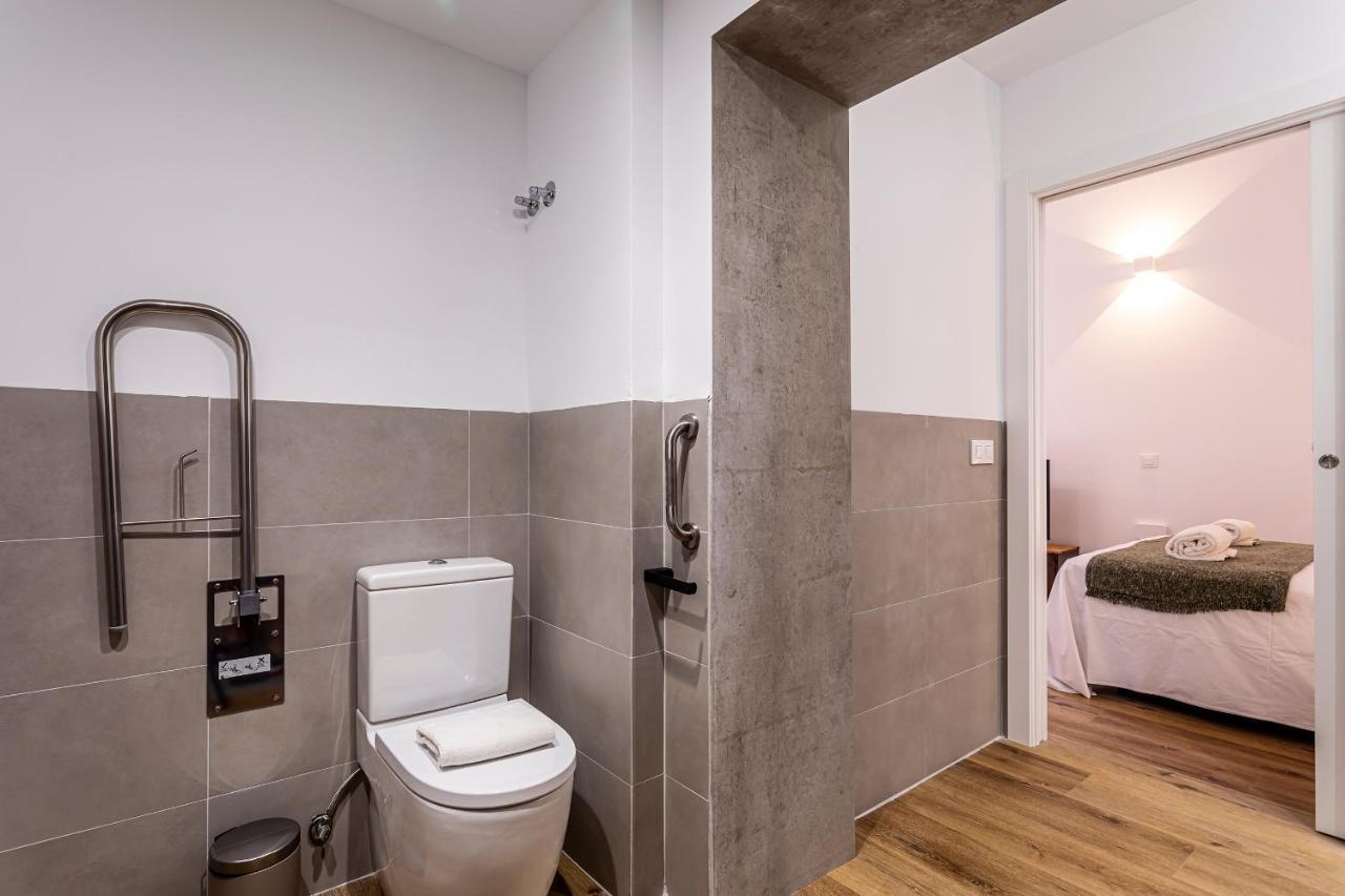 Puerto Beach Suites Valencia Ngoại thất bức ảnh